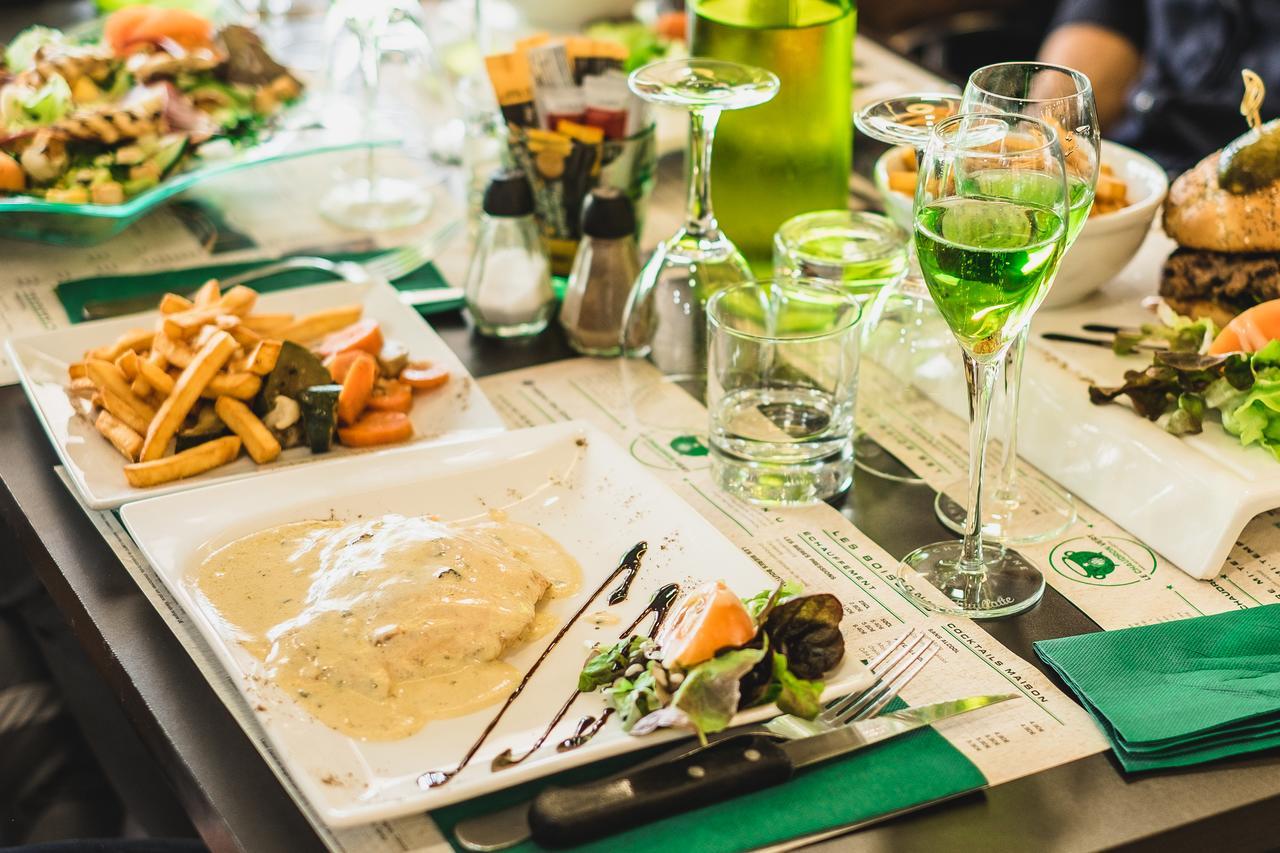 Hotel Bar Restaurant Le Chaudron Vert Сент-Этьен Экстерьер фото