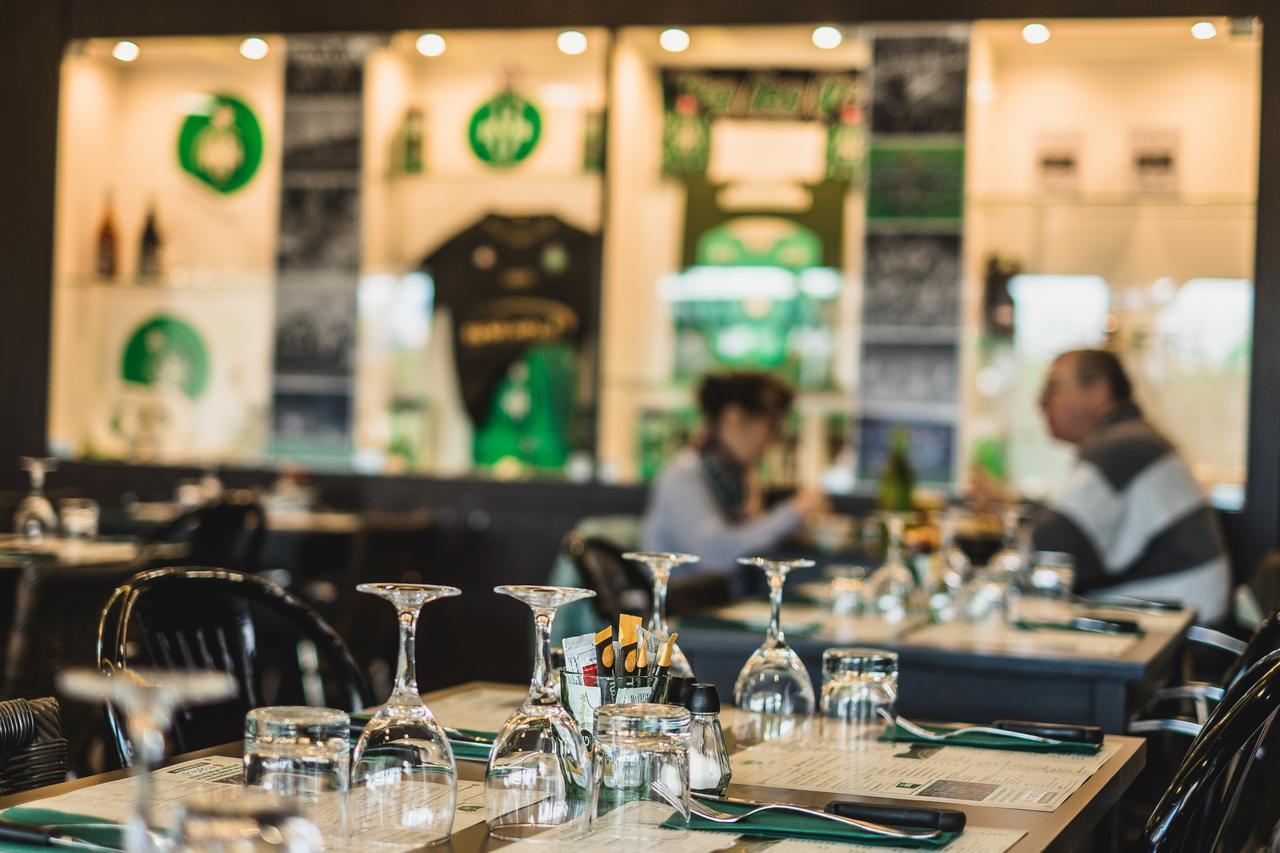 Hotel Bar Restaurant Le Chaudron Vert Сент-Этьен Экстерьер фото