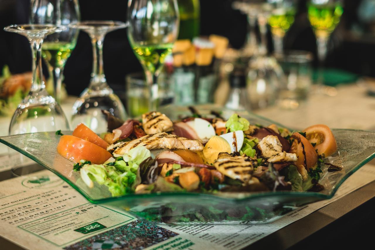 Hotel Bar Restaurant Le Chaudron Vert Сент-Этьен Экстерьер фото